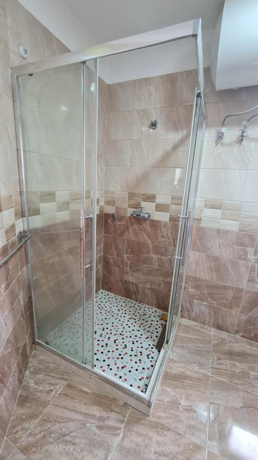 Calmly, Spacious Apartment Next To Usa Embassy Tiranë Ngoại thất bức ảnh
